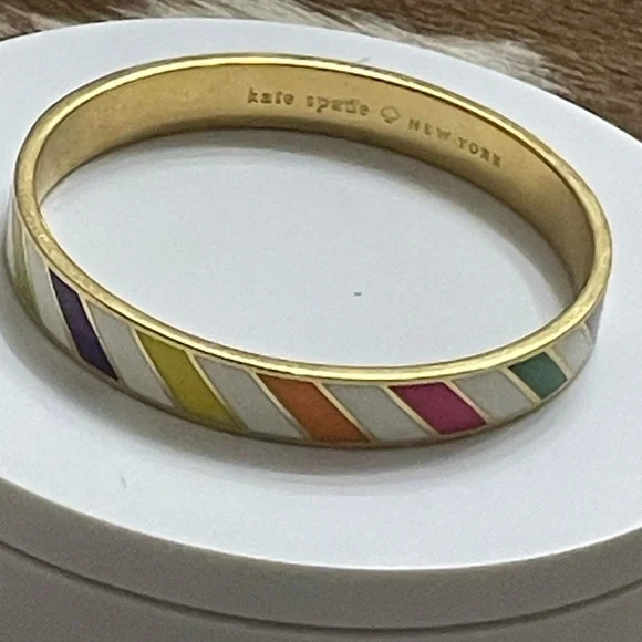 kate spade Multicolor Diagonal Enamel Gold Bangle Bracelet - Picture 4 of 4